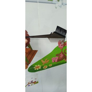 Lược nhuộm tóc màu đen loại rẻ