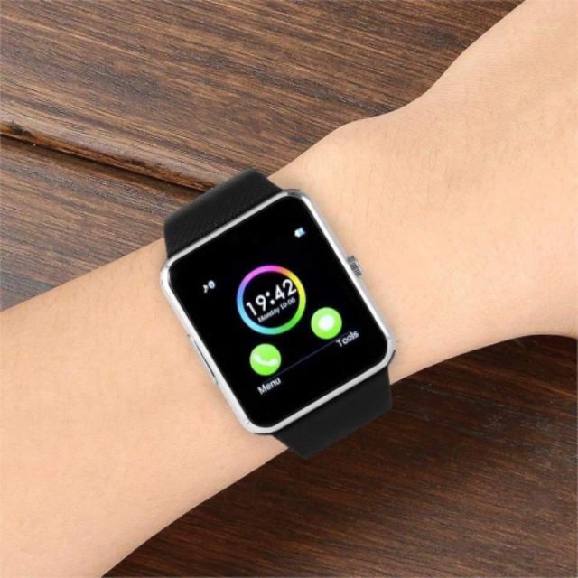 Đồng hồ thông minh nghe gọi, nhắn tin, định vị, chụp ảnh, nghe nhạc, học tiếng anh
