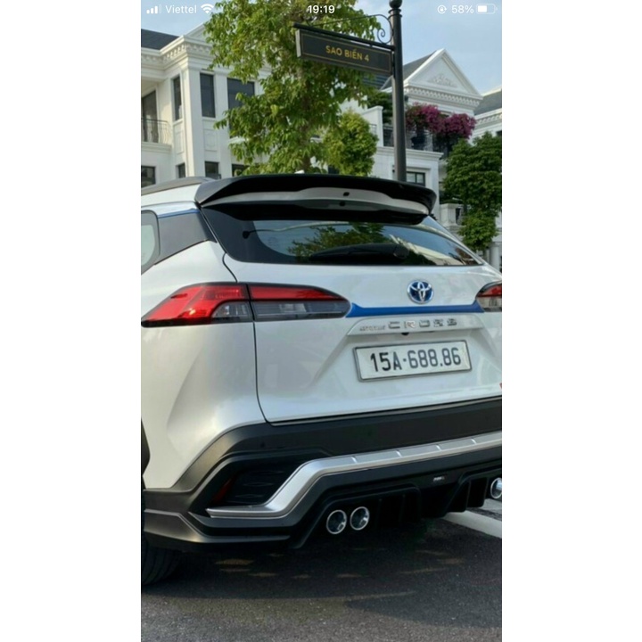 Đuôi gió theo xe toyota cross-veloz