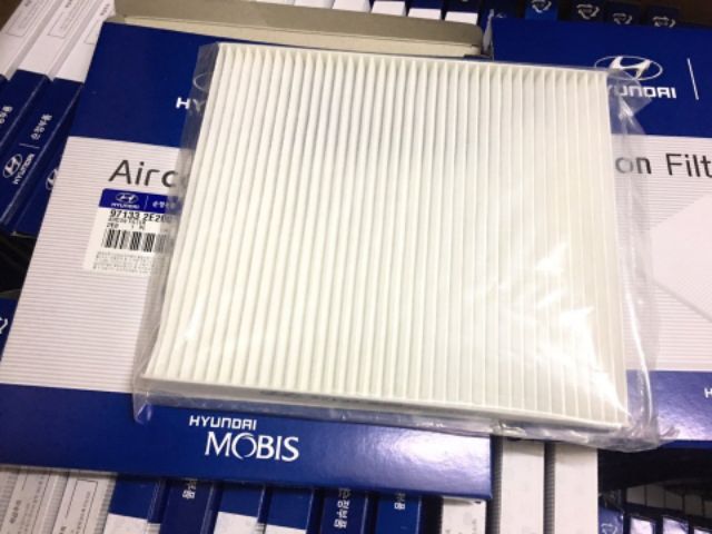 Lọc gió động cơ xe i10 Grand xịn Mobis mã 28113 - B4000
