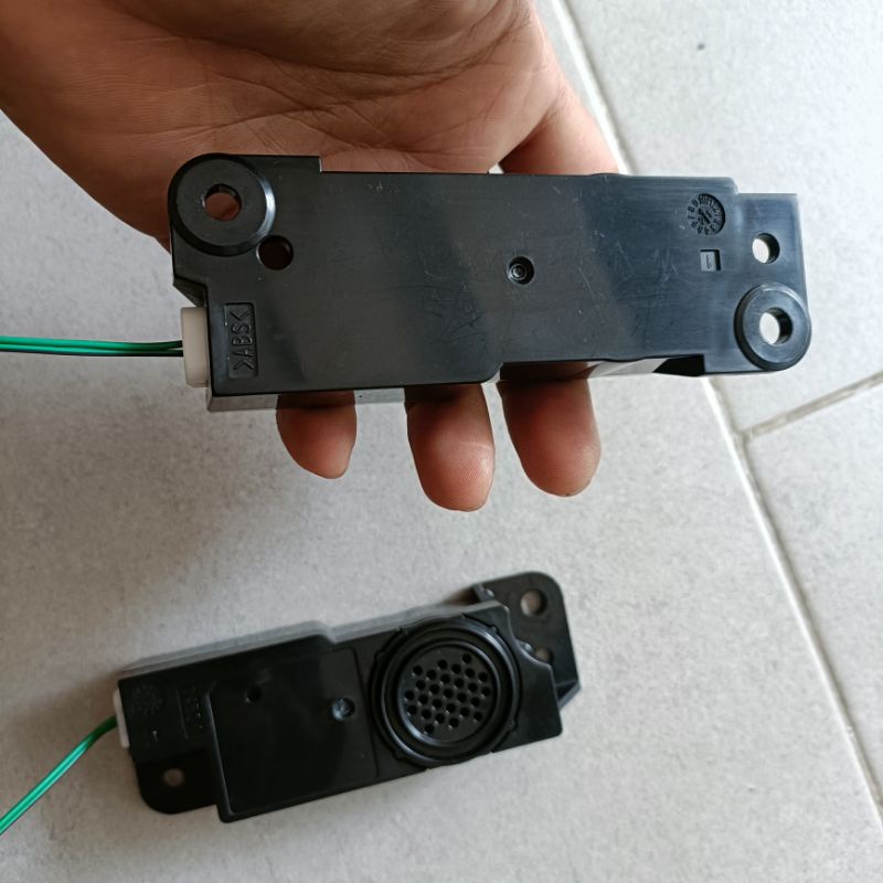 Loa Toyota hộp nhỏ 11.5x3x2.5cm cho hệ thống âm thanh loa xe hơi loa ô tô  đầy đủ dây giắc cắm