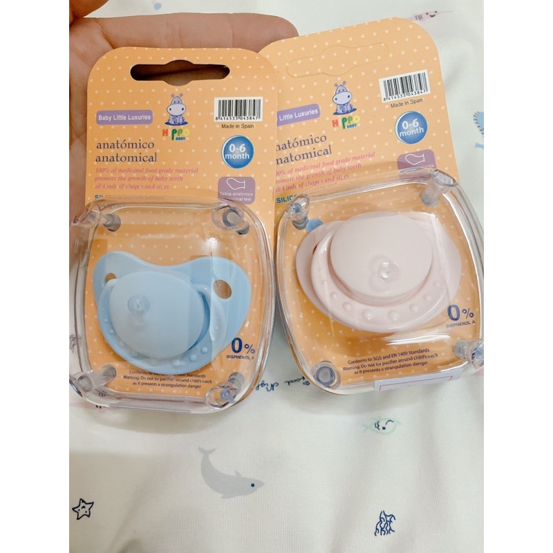 (Hà Nam)Ti giả silicon Kichilachi /Hippo/ dành cho bé từ 0-18m free size (có nắp rất vệ sinh)