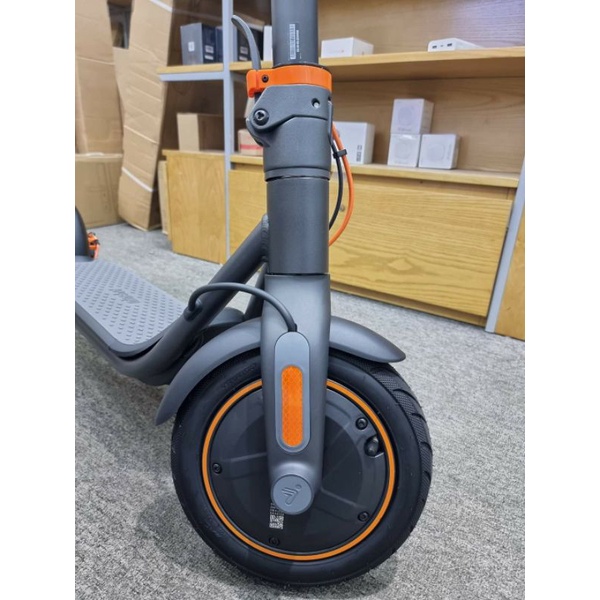 Xe Scooter Xiaomi Segway Ninebot F40 Phiên Bản Mới