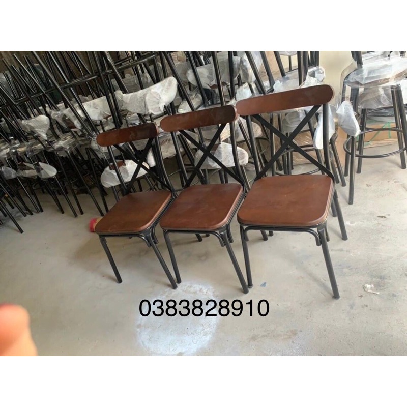 Bàn  ghế  nhà  hàng quán  nhậu-bàn ghế chân sắt mặt gổ cao su