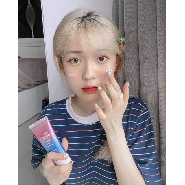 Kem chống nắng BIORE SKIN AQUA TONE UP UV ESSENCE