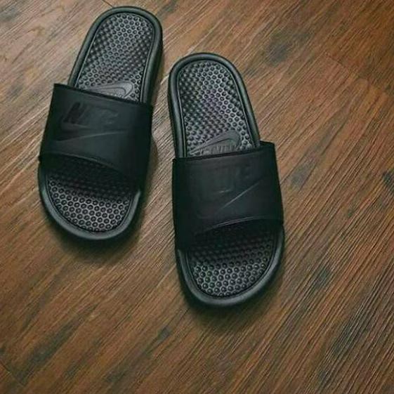 Sandal Nike Benassi Yhu '605 Chính Hãng Chất Lượng