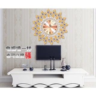 Đồng hồ treo tường trang trí công xòe ngũ sắc 02 70cm