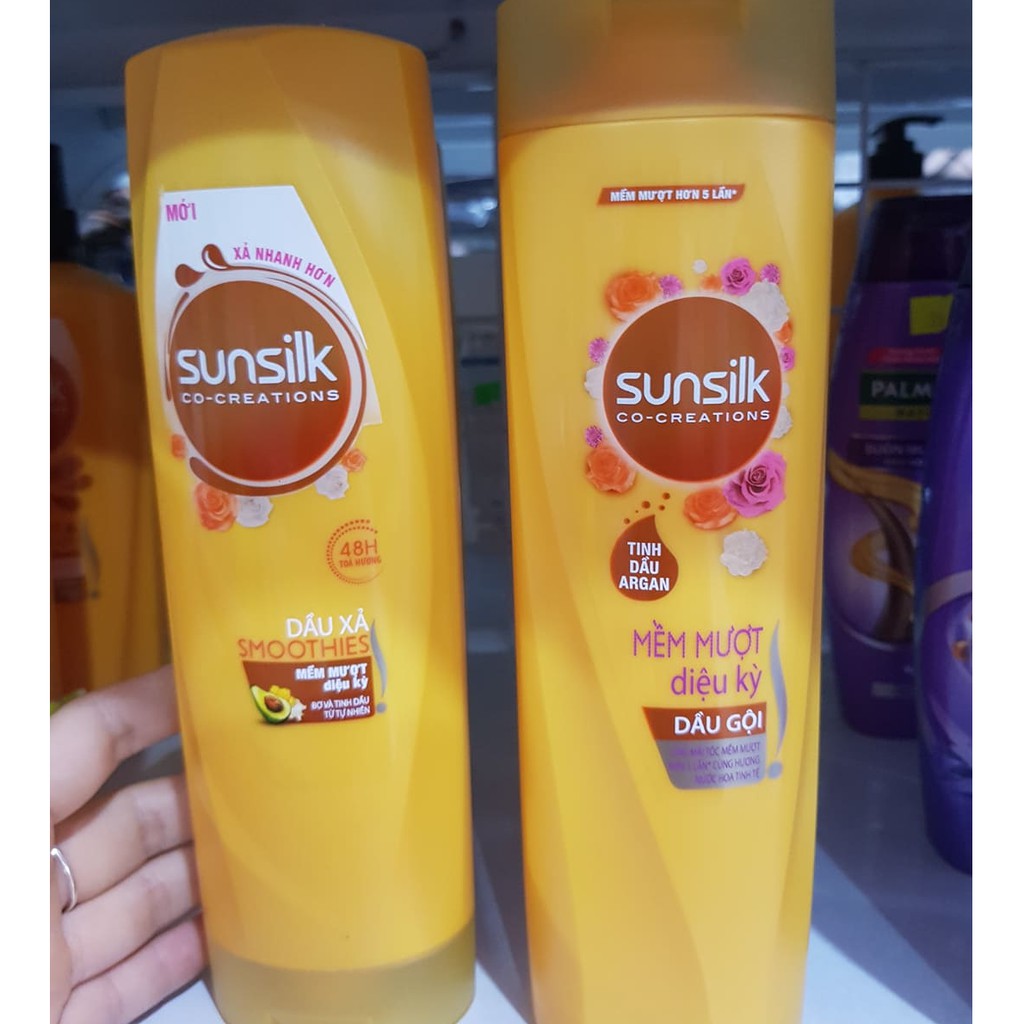 BỘ ĐÔI Dầu gội dầu xả sunsilk 320gr mềm mượt diệu kỳ (VỎ VÀNG) + Khăn mặt mềm mại