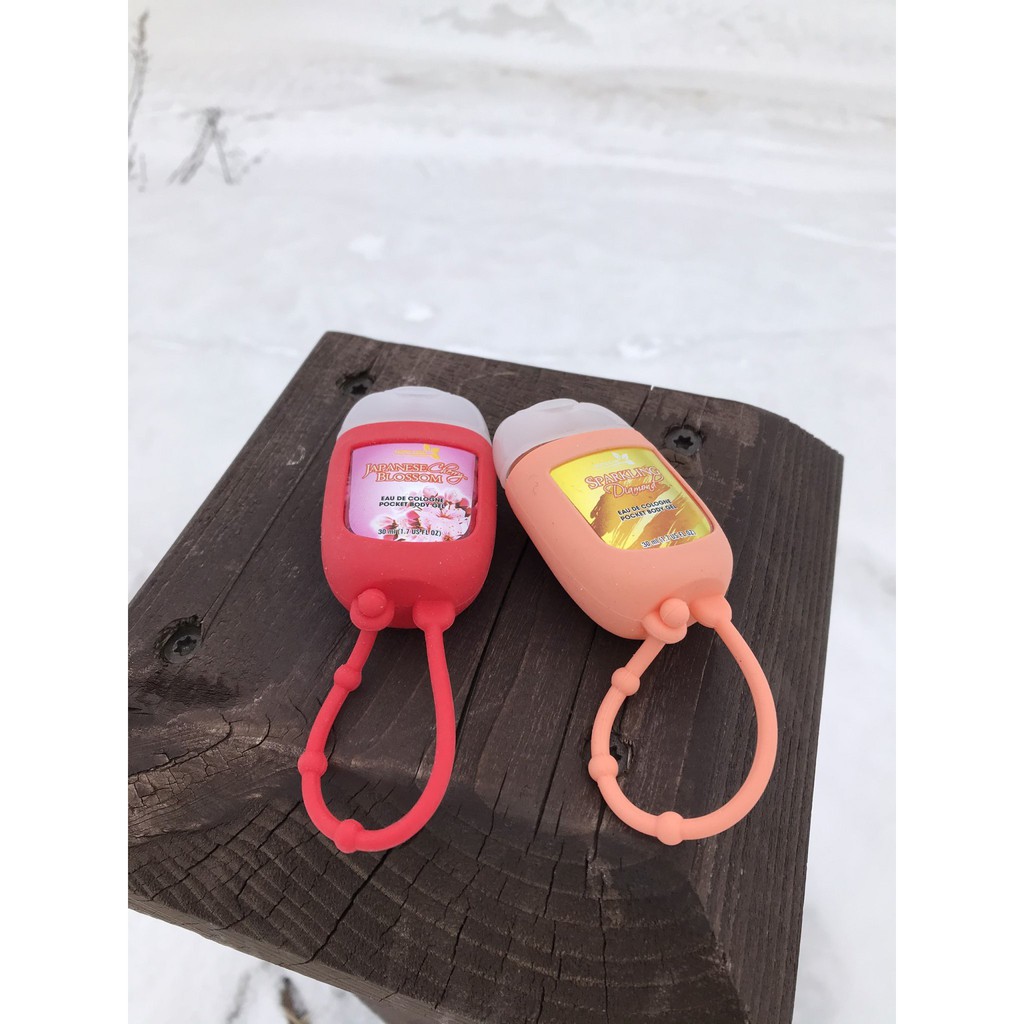 COMBO 4 CHAI GEL RỬA TAY NƯỚC HOA TROPIC CARE (TẶNG KÈM 4 MÓC TREO TIỆN LỢI) | Thế Giới Skin Care