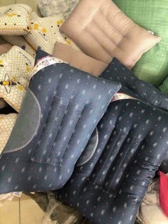 Gối masage cổ
