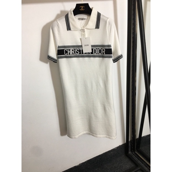 Đầm polo cổ rộng rãi dệt kim ngắn tay, trắng, đen in chữ mới dior CD