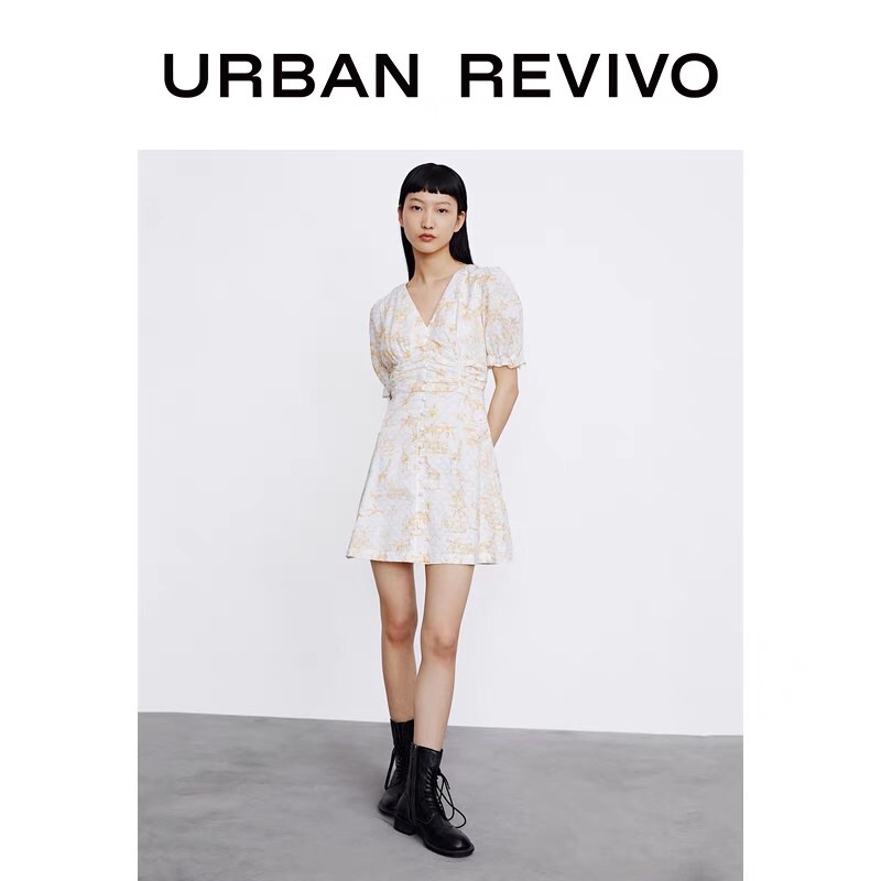Đầm hoạ tiết vàng Urban Revivo