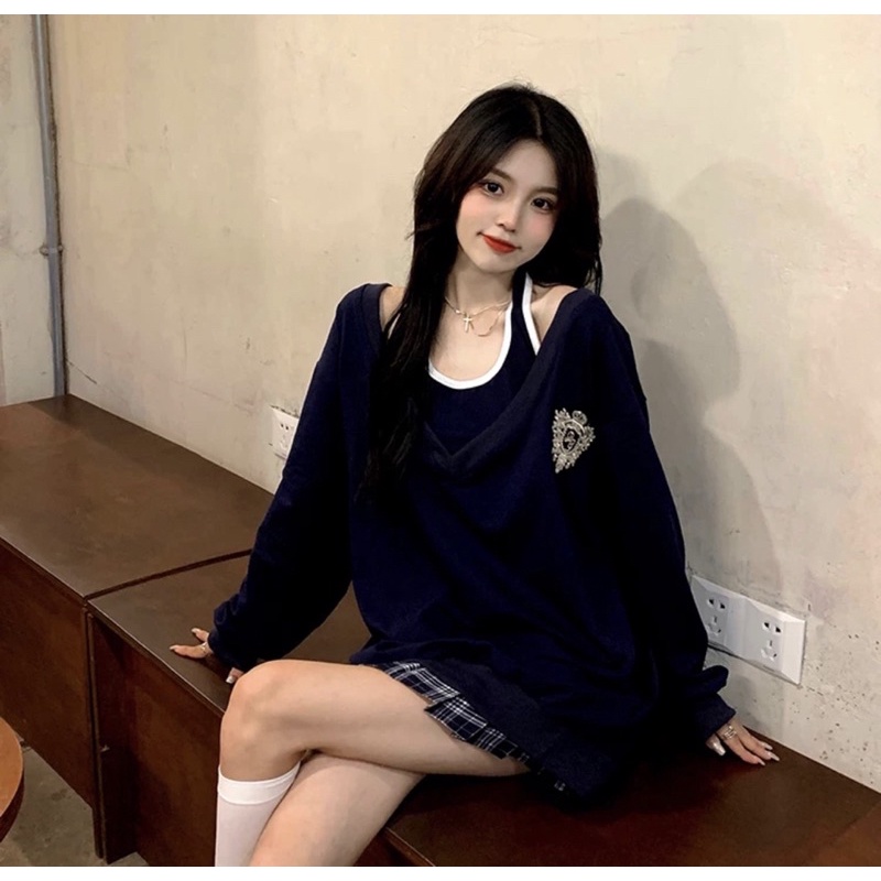 (Ảnhthậtcuối) Set Áo Sweater huy hiệu cổ tim L.Y Store [FREESHIP] Set áo 2 món màu xanh than HOT uzzlang