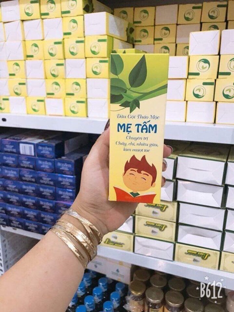 Dầu gội trị chấy mẹ tấm