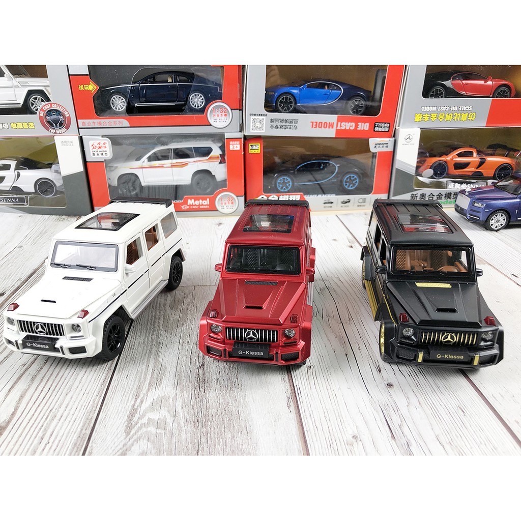 Mô hình xe Mercedes-Benz AMG G63 tỉ lệ 1:32 khung kim loại, 3 màu Đen, Đỏ, Trắng