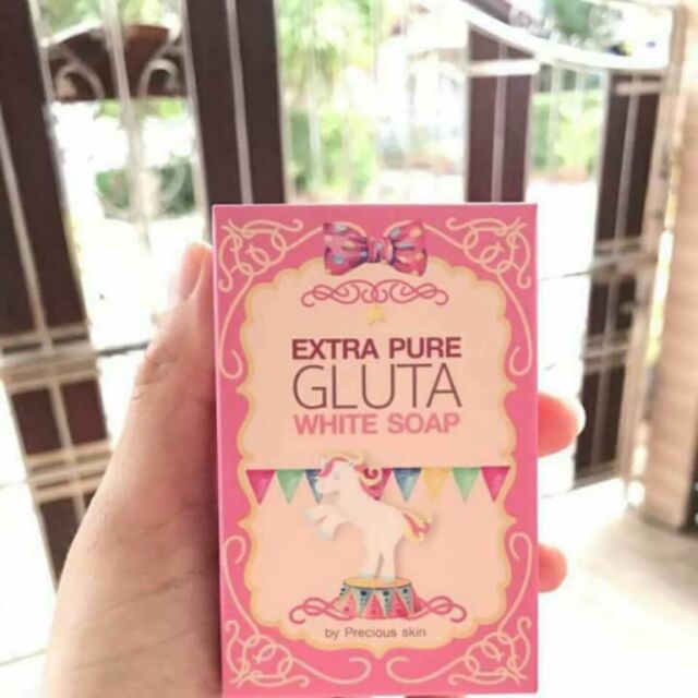 XÀ  PHÒNG  TRẮNG  DA