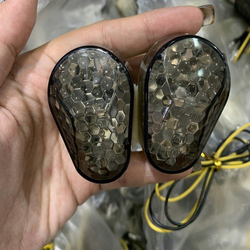 Xi nhan sau xe máy Vario, xi nhan sườn xe winner X kiểu con bọ ngộ nghĩnh