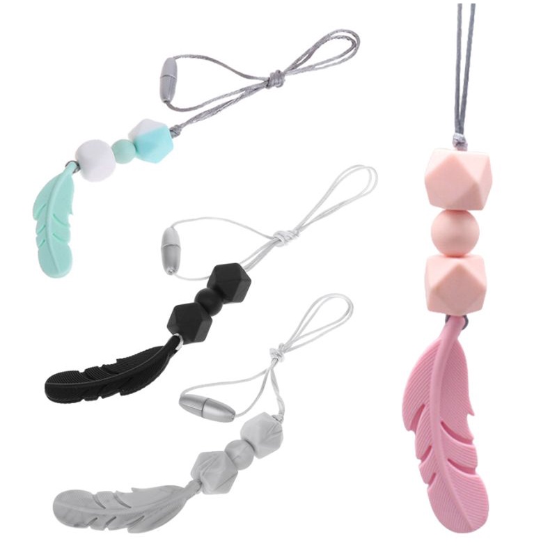 Dụng Cụ Ngậm Mọc Răng Bằng Silicone Không BPA Hình Quả Mận Nhiều Màu Sắc