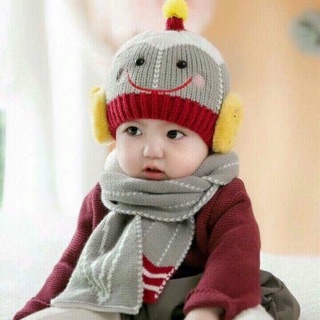 Mũ Len Kèm Khăn Hình Mặt Cười Cho Bé