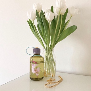 Bình nước Glossier Water Bottle