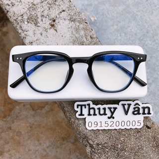 Kính GM form nhỏ màu đen bóng