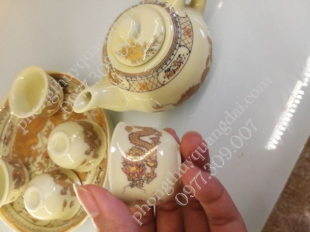 Ấm chén thờ vàng bát tràng