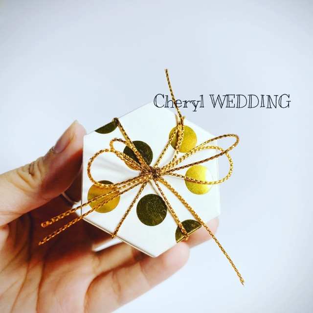 Set 10 hộp quà cưới lục giác nhũ vàng | BigBuy360 - bigbuy360.vn