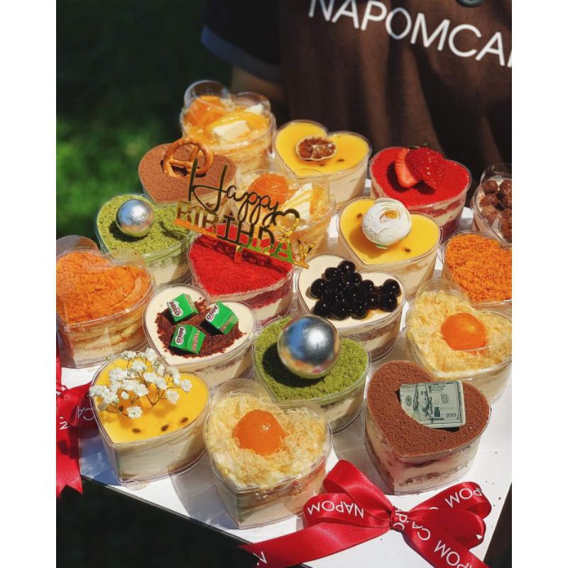 Set 10 Hộp Hình Tim Trong Suốt Đựng Bánh Mousse