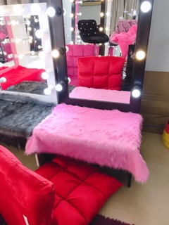 Thảm lông trải bàn