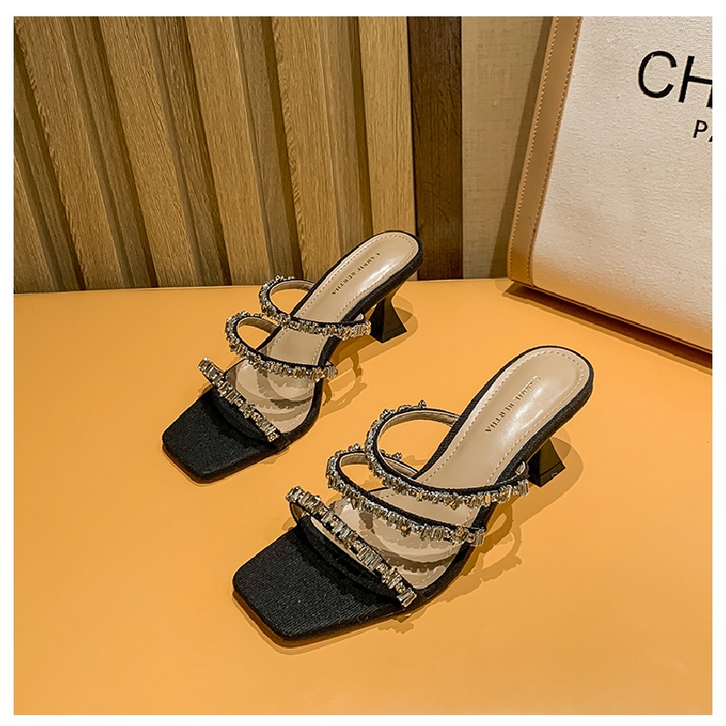 Dép Sandal Mùa Hè Đế Dày Vừa Đính Đá Trang Trí Đá Quý Phong Cách La Mã Mẫu Mới 2021 Thời Trang Cho Nữ