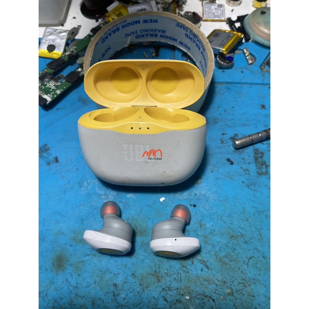 Thay pin tai nghe JBL TUNE 120TWS