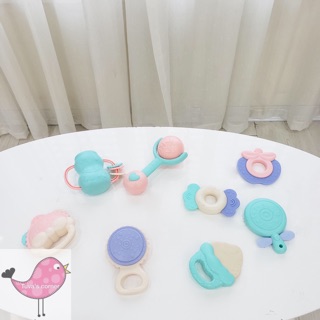 Set xúc xắc gặm nướu Umoo 8 món 2020