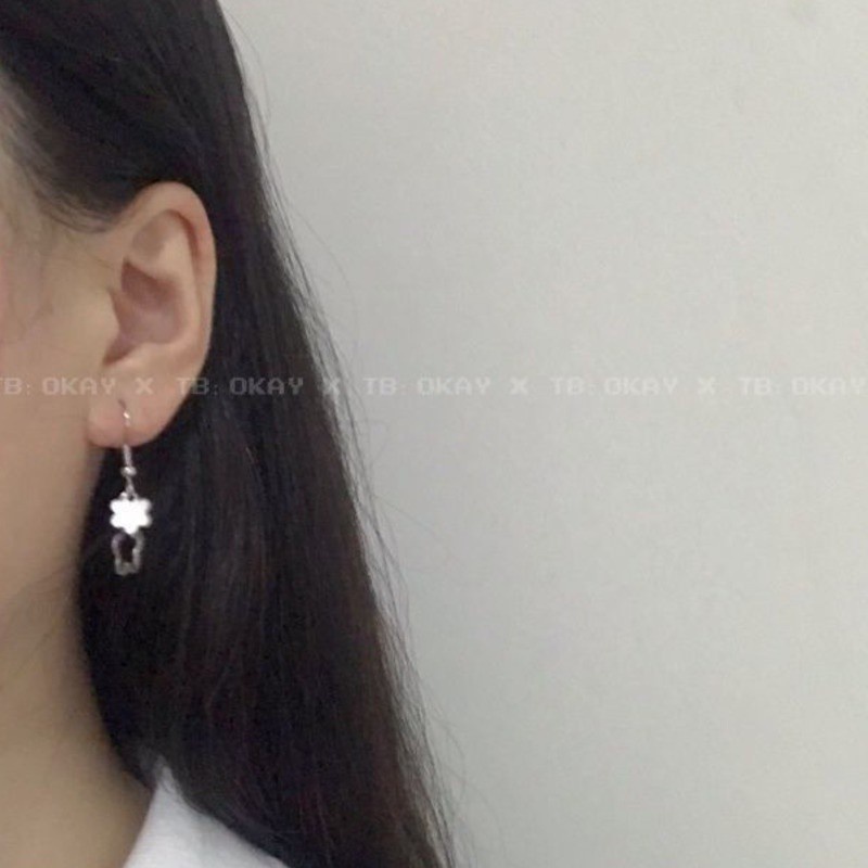 Khuyên Tai Hình Bông Hoa Dễ Thương