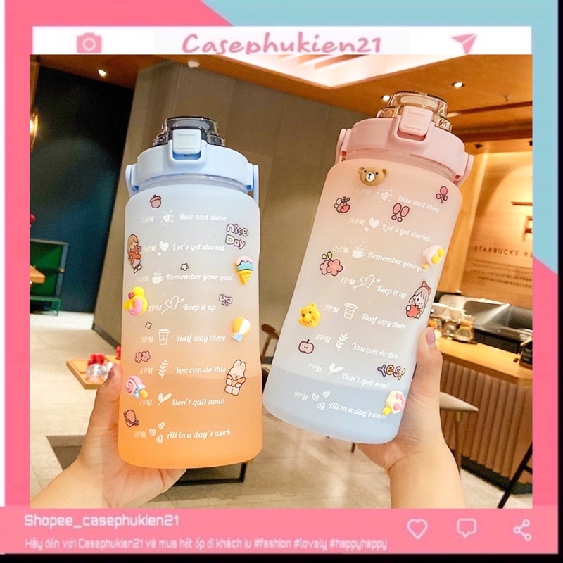 Bình nước 2 lít  dành cho người lười uống nước Fan House bình nước cute 2L có ống hút, vạch chia nhắc giờ