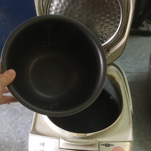 Nồi cơm Nhật bãi 1,0 lít