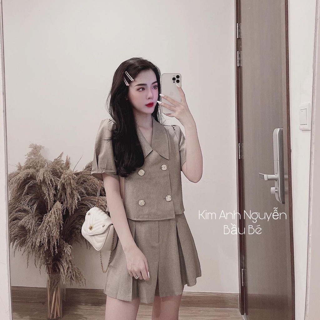 áo blazer ngắn tay bồng dáng crt kèm quần sóc chiết ly cực xinh Chất đũi xước tàu đứng phom cao cấp