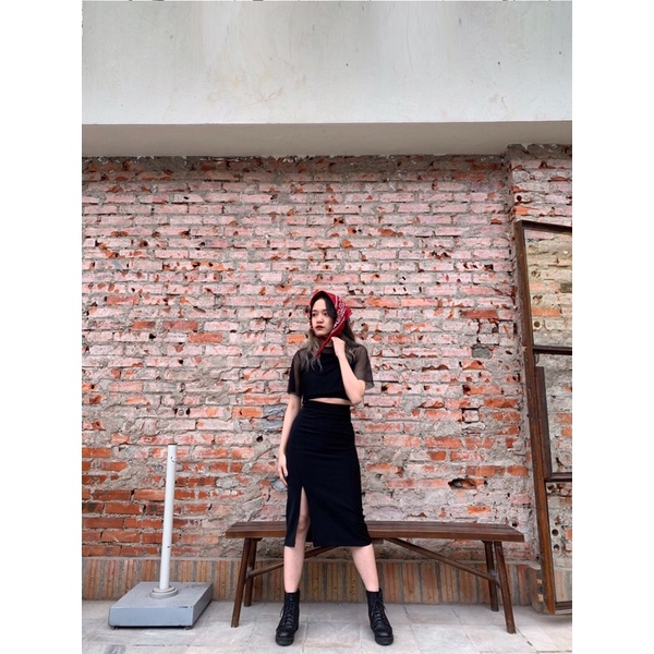 Chân váy midi đen xẻ tà 14THANG2STUDIO