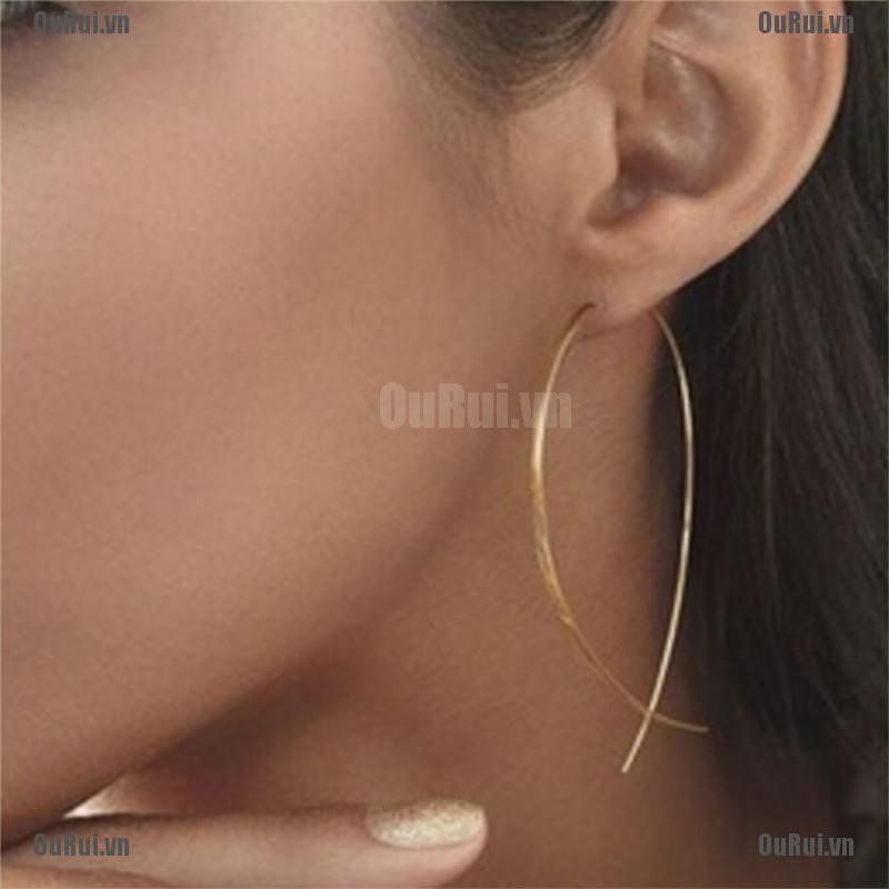 Hoa tai hình cá bằng kim loại sang trọng