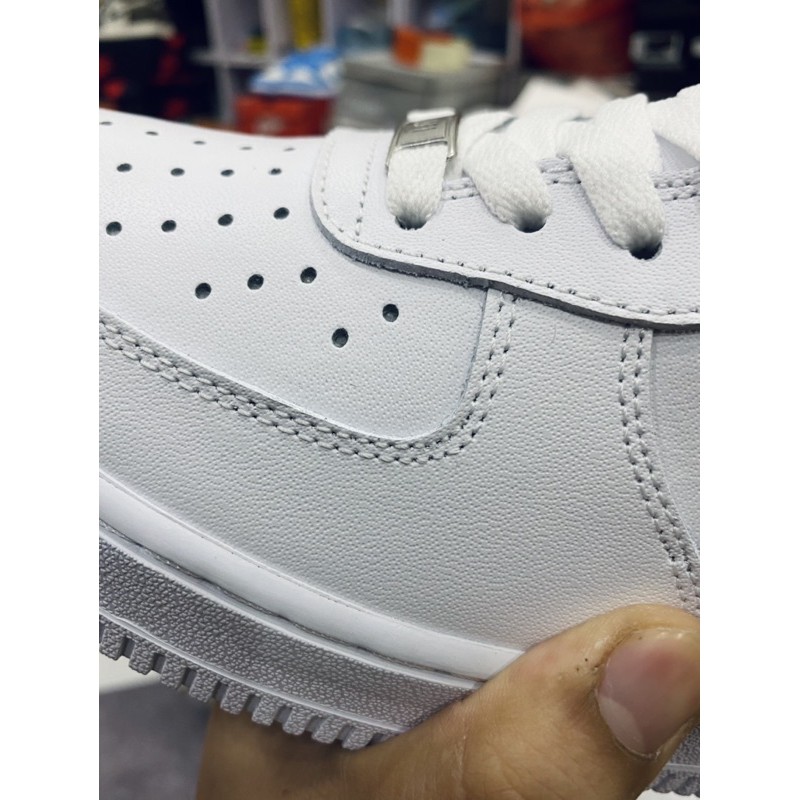 [AGsneaker] Giày thể thao dây buộc trắng tinh đi đúng size... | BigBuy360 - bigbuy360.vn