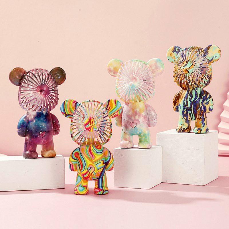 Quạt mini tích điện cầm tay hình gấu Bearbrick siêu dễ thương có cổng sạc USB