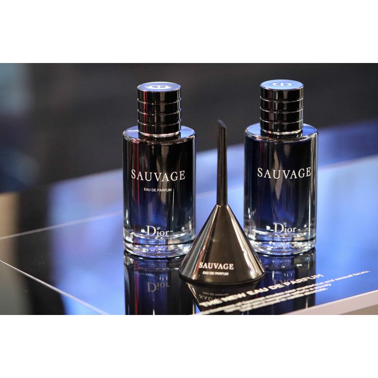Nước hoa Dior Sauvage EDP Mini 10ml lưu hương từ 8-12h quý phái-lịch lãm-mạnh mẽ-cuốn hút