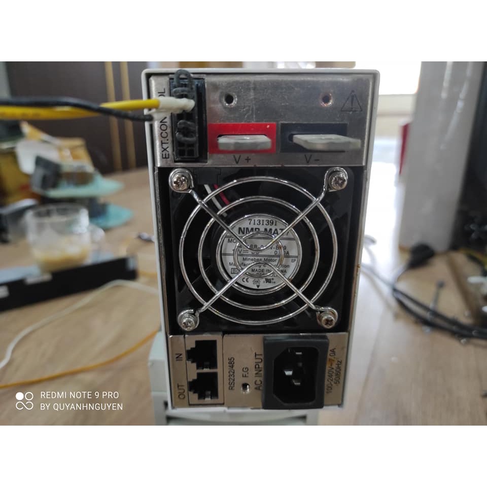 Máy cấp nguồn Neos 20v-10a