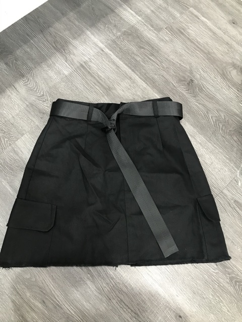 Chân váy kaki tặng kèm thắt lưng | BigBuy360 - bigbuy360.vn