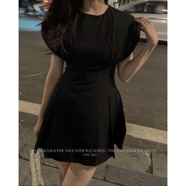 Váy thô chiết eo dáng xoè vai vuông, Đầm thô tay hến 2022 - Dorita Boutique