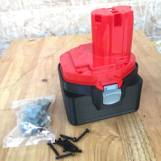Vỏ pin chân chọt Makita 14.4v/18v chứa được 8-15 cells (có ốc vít)