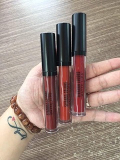 Matte lips