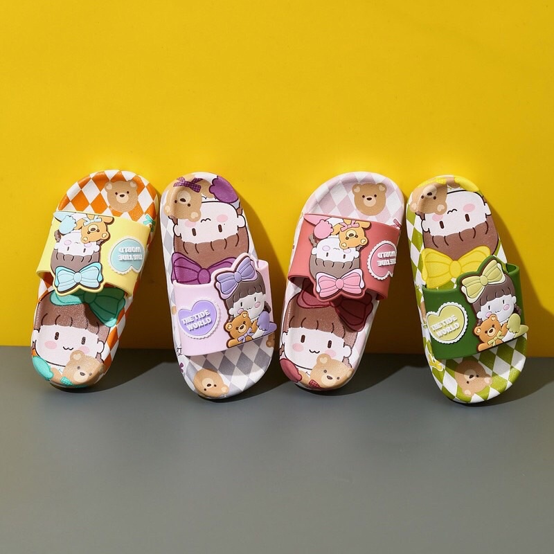 Dép lê quai ngang trẻ em Em Bé Gấu Bông hoạ tiết xinh yêu cho bé trai bé gái mã DLC5