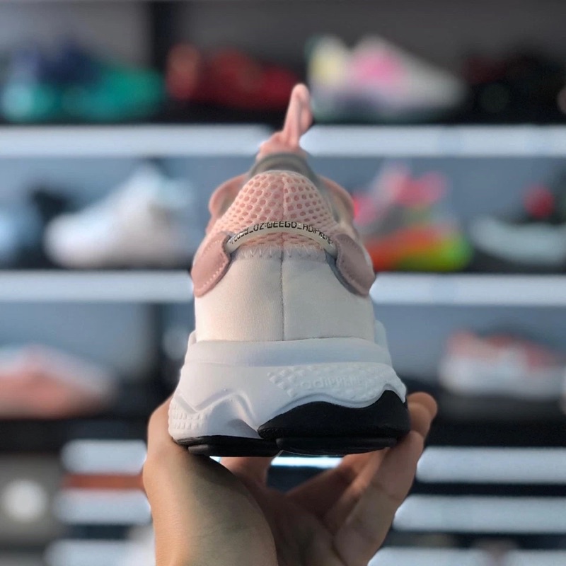 GIÀY THỂ THAO ADIDAS OZWEEGO