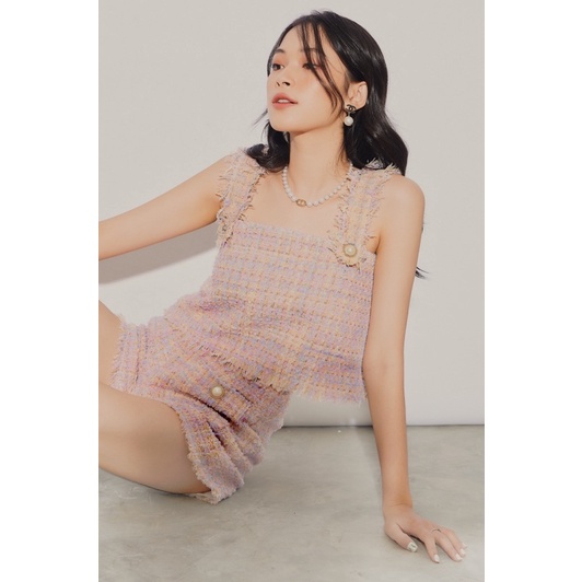 WHITELAZZ | Set áo và quần shorts yếm màu hồng - Triny Tweed Set