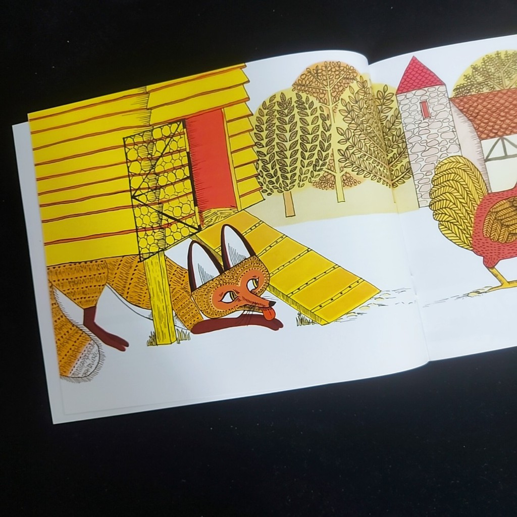 Sách - Picture book song ngữ :Chuyến đi dạo của cô gà mái rosie (dành cho bé 0-6 tuổi)
